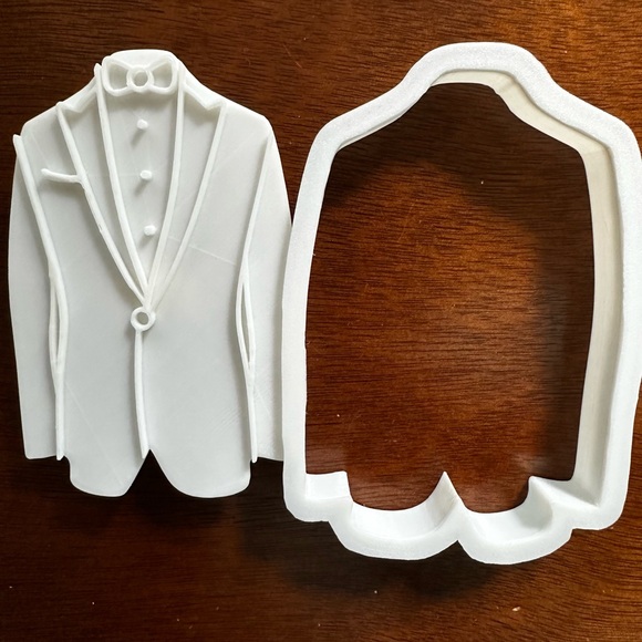 Tuxedo Cookie Cutter and Stamp Set - Picture 5 of 6